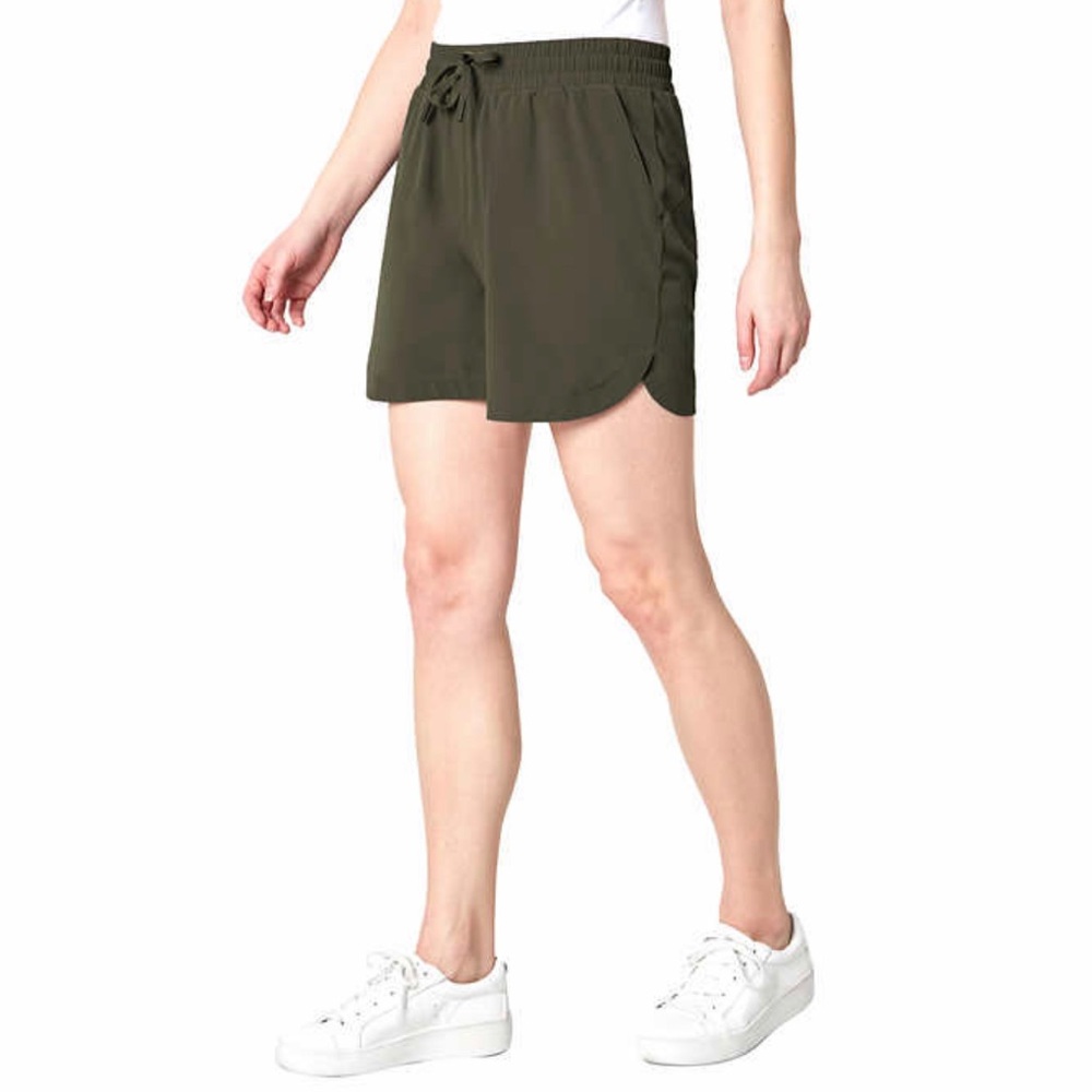 New Mondetta Women's Stretch Woven Shorts, Green